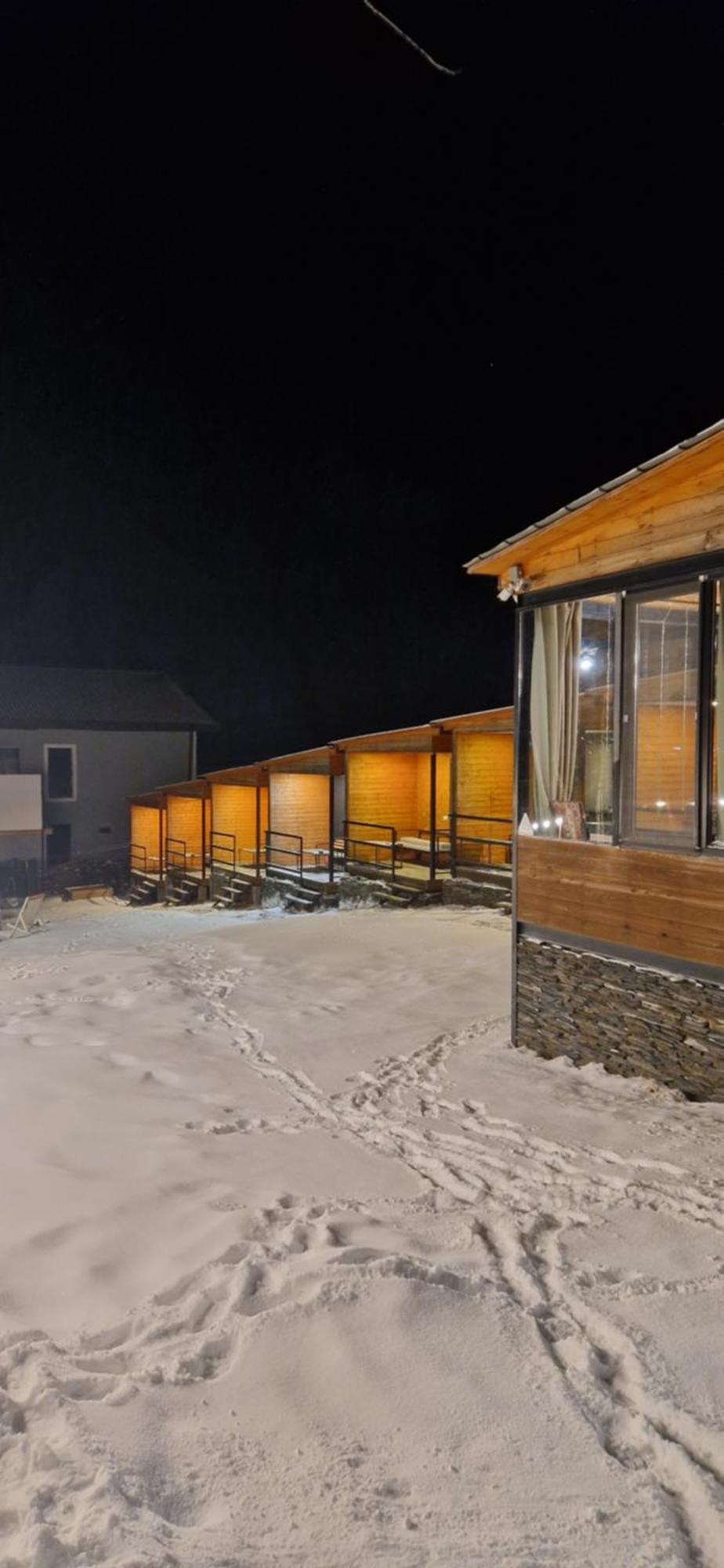 Kazbegi Cottages Ngoại thất bức ảnh