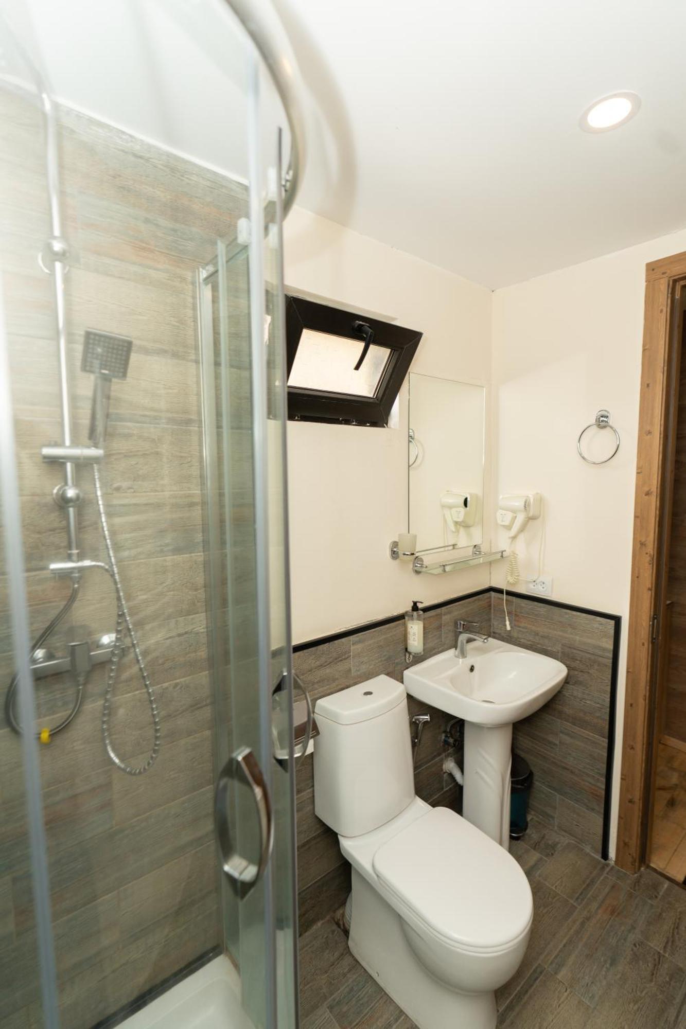 Kazbegi Cottages Ngoại thất bức ảnh
