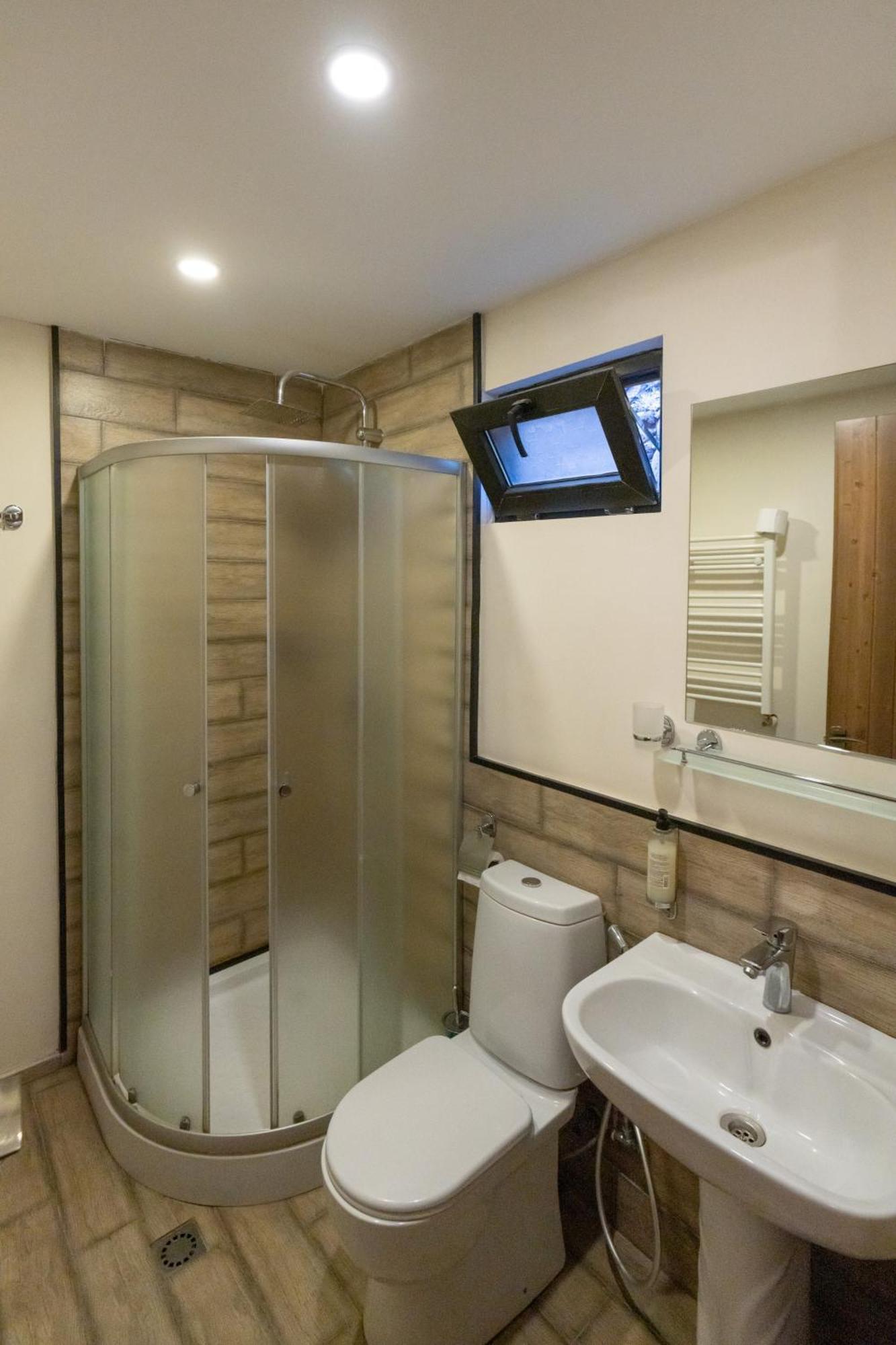 Kazbegi Cottages Ngoại thất bức ảnh